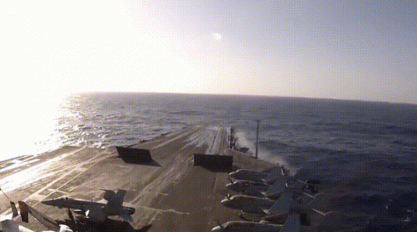 維克蘭特號海試不停“磕頭”,印度艦載機飛行員有大麻煩了 維克蘭特號海試不停“磕頭”,印度艦載機飛行員有大麻煩了