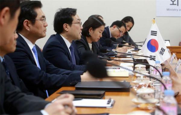 11月8日,美方重提中美共存,我軍侵蝕美軍優勢?韓使團赴華求助 11月8日,美方重提中美共存,我軍侵蝕美軍優勢?韓使團赴華求助