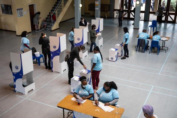 專家視點|地方選舉兩大黨罕見雙雙失勢,南非政治格局進一步碎片化 專家視點|地方選舉兩大黨罕見雙雙失勢,南非政治格局進一步碎片化