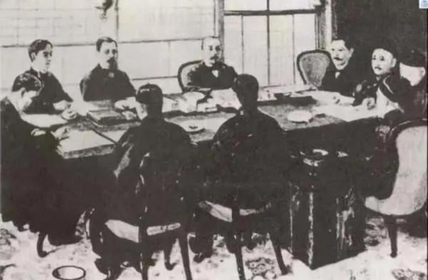 復旦校長馬相伯:散盡家產幾遭驅趕,一生救國卻被國人痛罵賣國賊 復旦校長馬相伯:散盡家產幾遭驅趕,一生救國卻被國人痛罵賣國賊