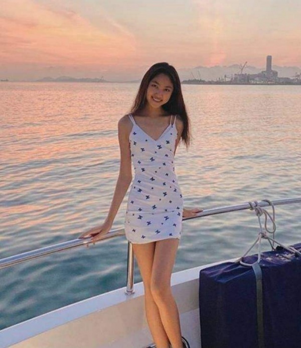 任達華:因愛不要孩子,50歲看到女兒時熱淚盈眶,愛妻子也愛女兒 任達華:因愛不要孩子,50歲看到女兒時熱淚盈眶,愛妻子也愛女兒