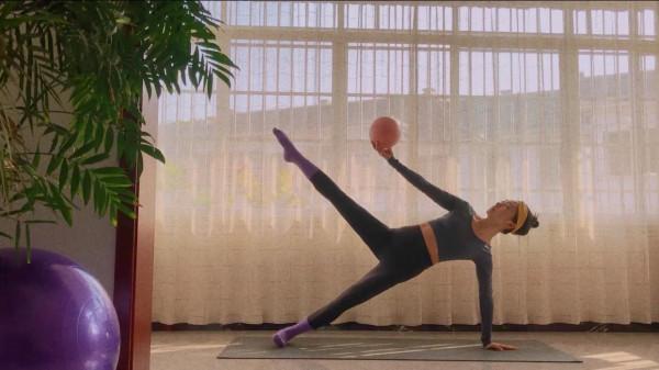 瑜伽小球可以這樣練！平衡協調瘦腰腹，全方位練習。練了你就知道