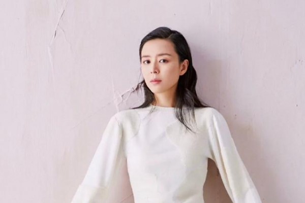 張靜初、陶虹等人倡導素食，卻被扒吃肉穿皮草，網友：言行不一