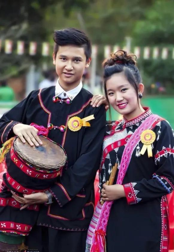 拉祜族:中國56個民族之一 拉祜族:中國56個民族之一