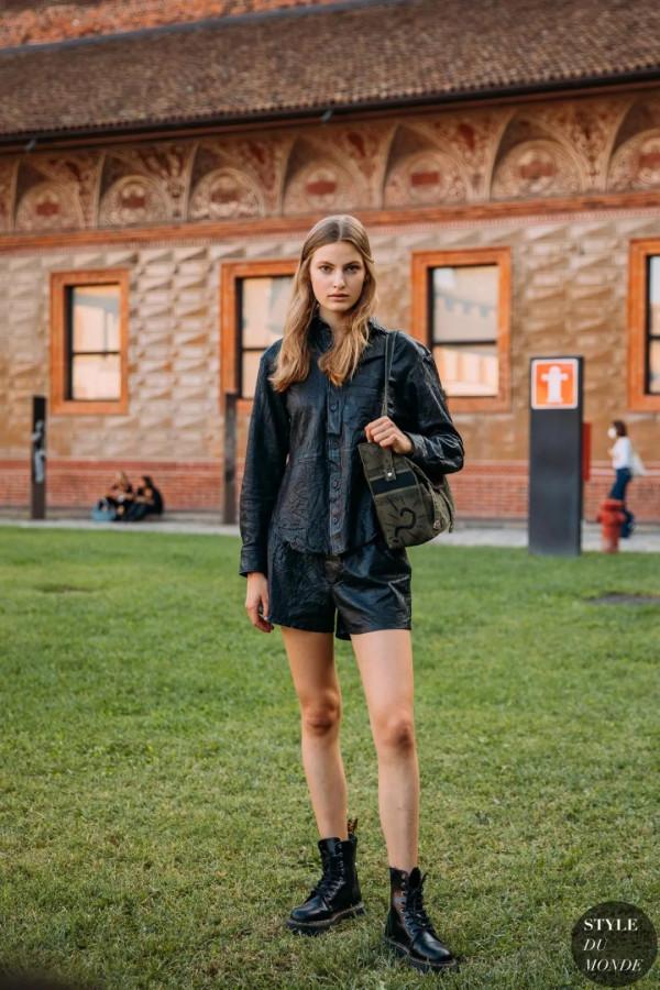 秋天的第一雙靴子