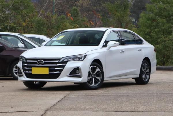 不到15萬，買輛國產中型車？解讀傳祺GA6，1.5T+6AT，軸距2815mm