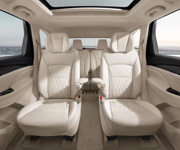 還有人覺得別克昂科旗是油老虎？上了輕混以後價效比直線飆升