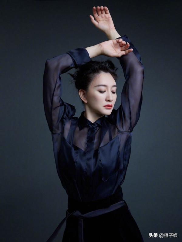 魅力十足的李小冉