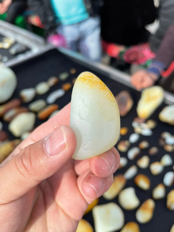 2021翻篇啦 · 如今和田玉石巴扎的行情怎樣