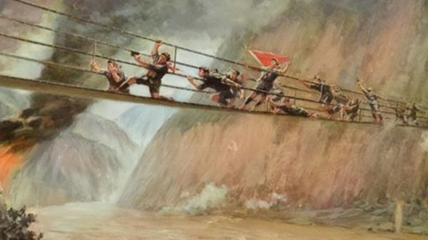 他冒死幫紅軍過大渡河，為躲避抓捕淪為奴隸，解放後上級點名找他