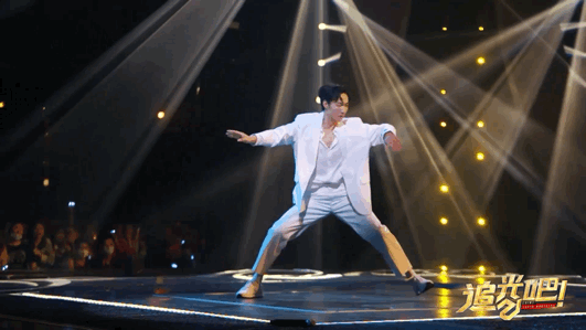 王菲舞伴被叫“馬男”,身高1米86,4個男明星爭搶他 王菲舞伴被叫“馬男”,身高1米86,4個男明星爭搶他