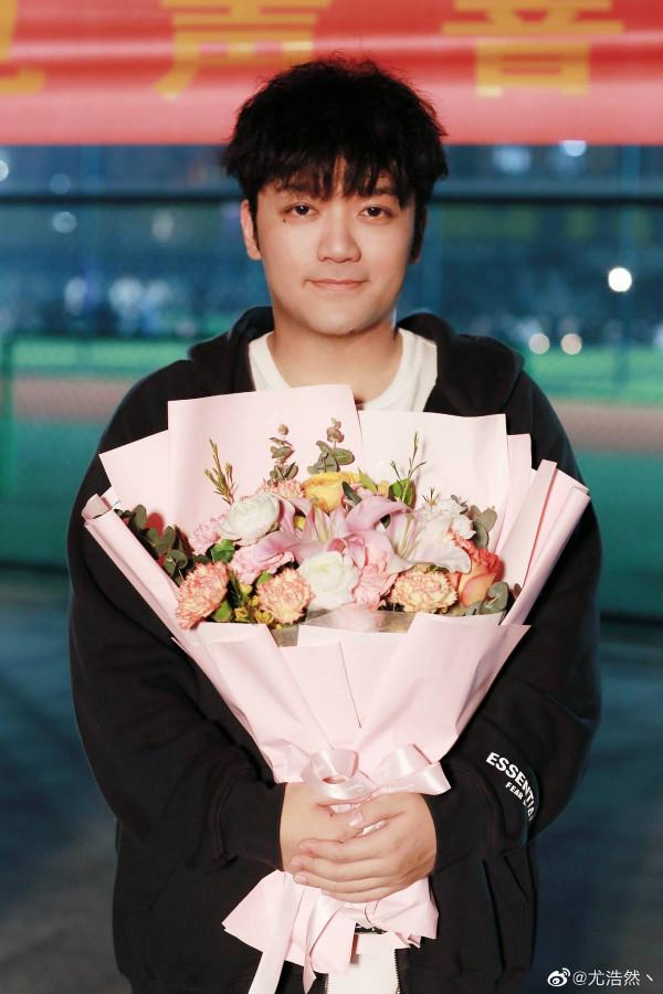 “童星”尤浩然，走到今天能怪誰呢？成於《家有兒女》敗於自己