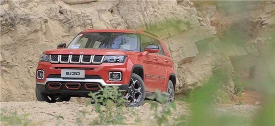 開越野“小戰狼”去西藏