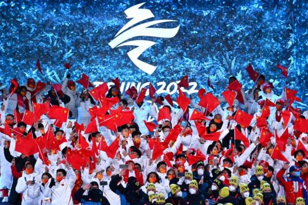 激動！這一刻，&OpenCurlyDoubleQuote;中國紅&rdquo;再次驚豔