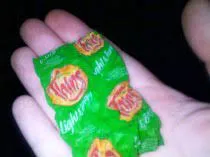 蹲了15年大牢，妻子為他在獄外生了4個孩子