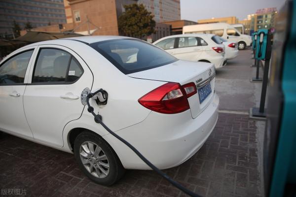 IGBT：新能源車核心功率器件，國產替代迎巨大機遇