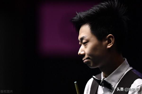 顏丙濤兩杆50挺進16強,下輪約戰奧沙利文,魯寧輸小特卻贏得尊重 顏丙濤兩杆50挺進16強,下輪約戰奧沙利文,魯寧輸小特卻贏得尊重