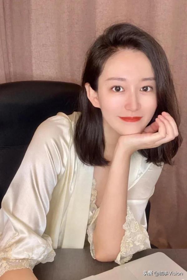 提升幸福感的居家好物｜仙氣滿滿的真絲睡袍分享