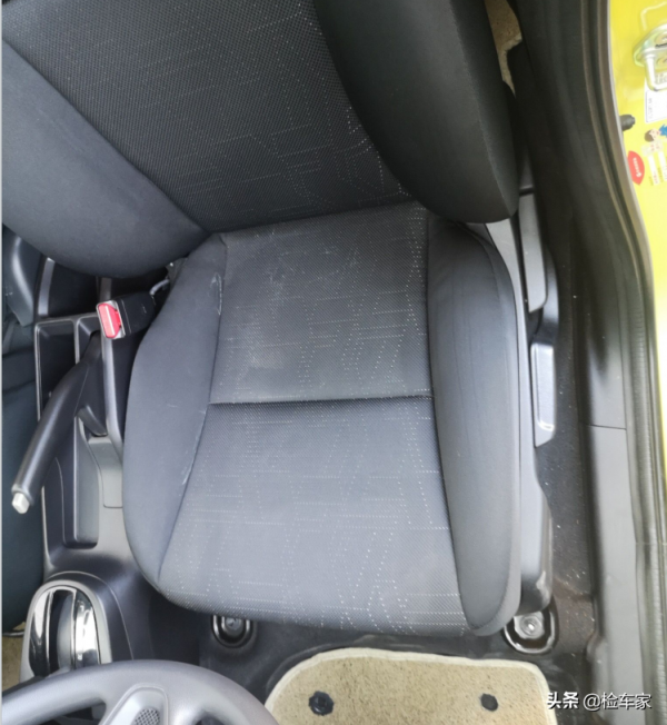 新車才7萬,開了六年的二手車還賣5萬?別問,問就是神車飛度 新車才7萬,開了六年的二手車還賣5萬?別問,問就是神車飛度