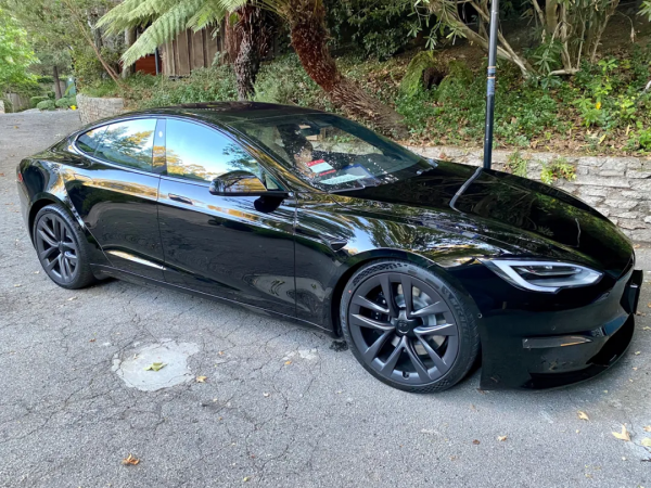 特斯拉V11在國內推送後，一波新的吐槽潮洶湧而來