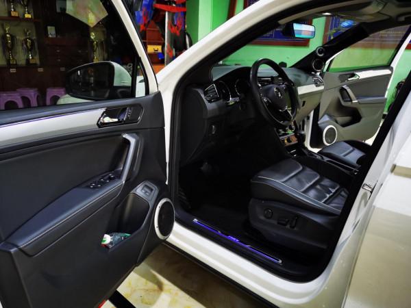 車內音響系統改裝-大眾途觀汽車喇叭無損換裝 車內音響系統改裝-大眾途觀汽車喇叭無損換裝