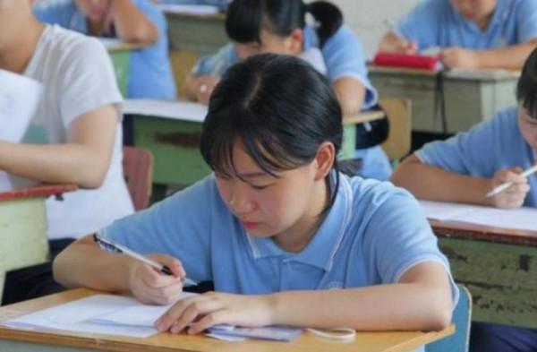 一位學生的感慨,高考結束後才明白,為啥爸媽堅決不讓我“住校” 一位學生的感慨,高考結束後才明白,為啥爸媽堅決不讓我“住校”