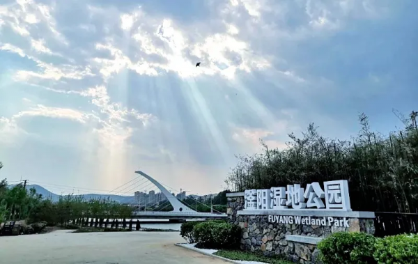 一步一景緻！峰峰這條&OpenCurlyDoubleQuote;濱水畫廊&rdquo;，就在你身邊