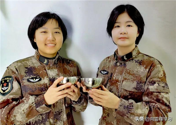 軍營“八味”臘八粥，“粥”到暖心