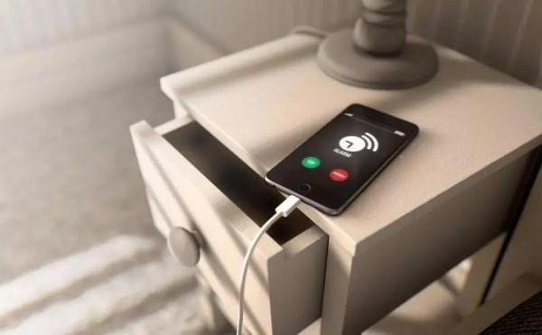 臥室床頭牆別再空著了,這樣裝睡覺才更香 臥室床頭牆別再空著了,這樣裝睡覺才更香