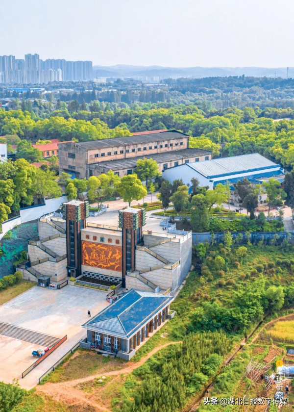 誰是隨州曾侯乙? 誰是隨州曾侯乙?