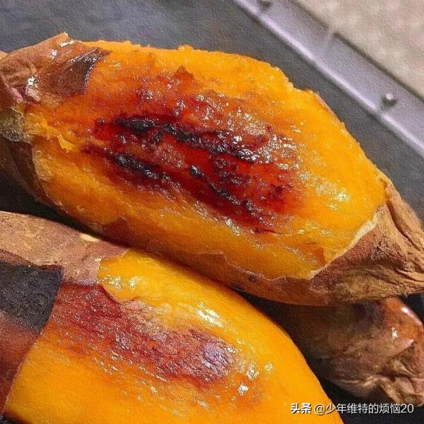 秋冬時節，路邊攤這“6種燒烤”別錯過，實惠又美味，好吃還暖身