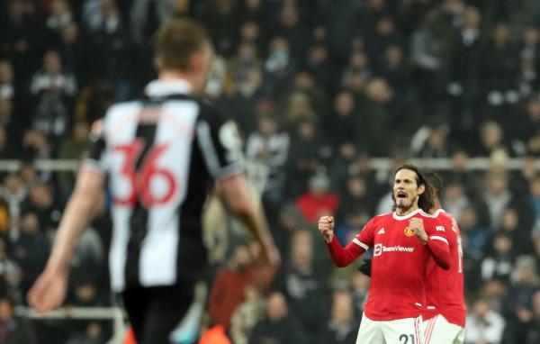 足球——英超：曼聯戰平紐卡斯爾聯