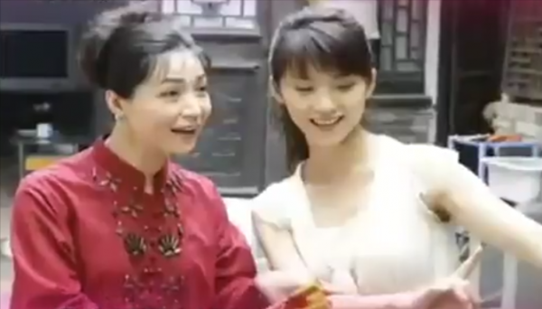 23年前，因張鐵林一句話，戴春榮接拍《還珠格格》，如今她後悔嗎