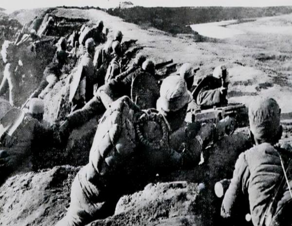 14歲被抓去當壯丁，遵守承諾照顧長官妻兒66年，自己卻終生未婚