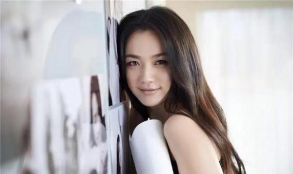 79年出生的湯唯，越來越漂亮了