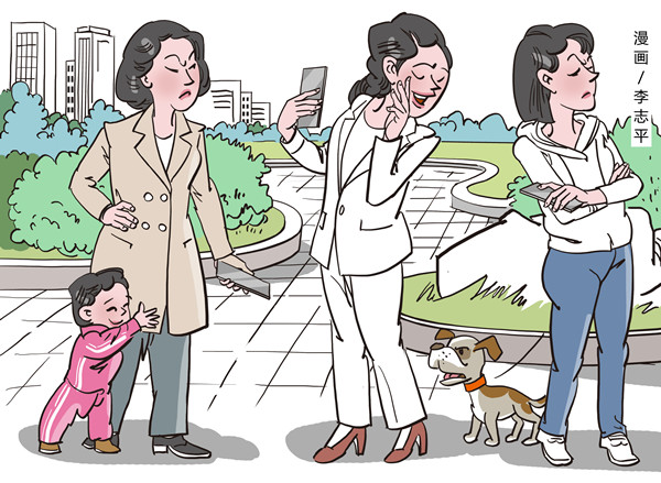 太真實了！“媽媽圈”的當面奉承，背後詆譭