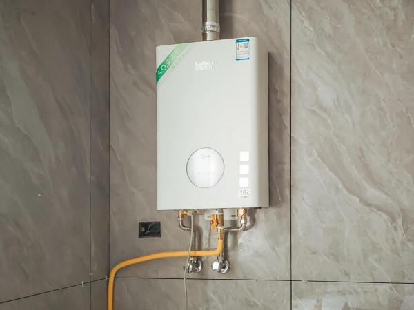 秋冬必備好物！洗澡神器！A.O.史密斯-佳尼特燃氣熱水器體驗