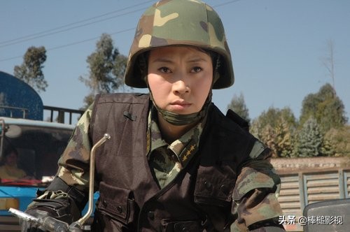 偶像派的就不要演軍人了,讓這12位女演員告訴你,什麼叫軍人氣質 偶像派的就不要演軍人了,讓這12位女演員告訴你,什麼叫軍人氣質