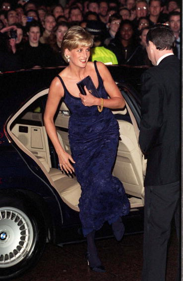 鮮為人知的,隱藏在英國皇室成員6件配飾背後的含義 鮮為人知的,隱藏在英國皇室成員6件配飾背後的含義