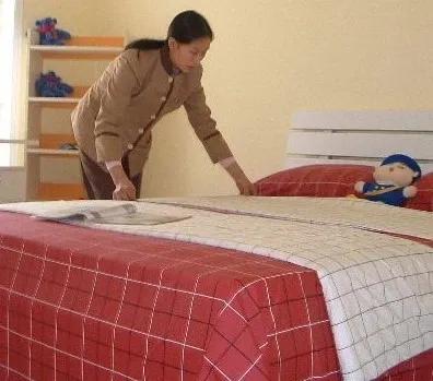 口述：當保姆的苦辣酸甜，高工資背後卻是不為人知的辛苦和無奈