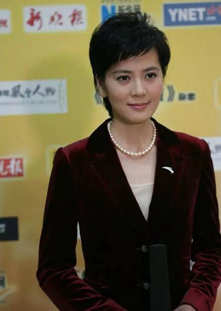 央視主持人王端端