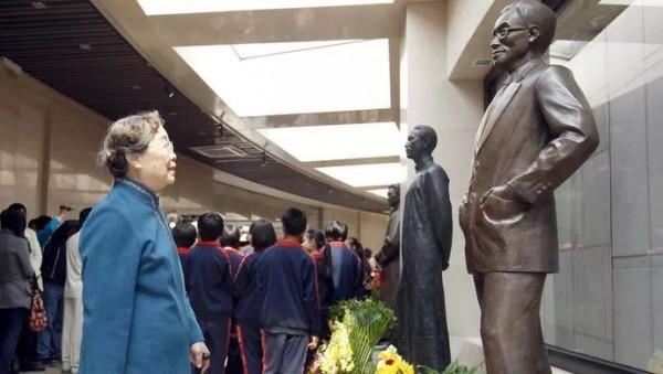 梁思成第二任妻子林洙:梁思成先生其實愛我,更甚於愛林徽因 梁思成第二任妻子林洙:梁思成先生其實愛我,更甚於愛林徽因