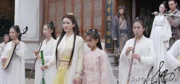 《倚天屠龍記》黃杉女出場驚豔不輸兩位女主，其實她還演過程英