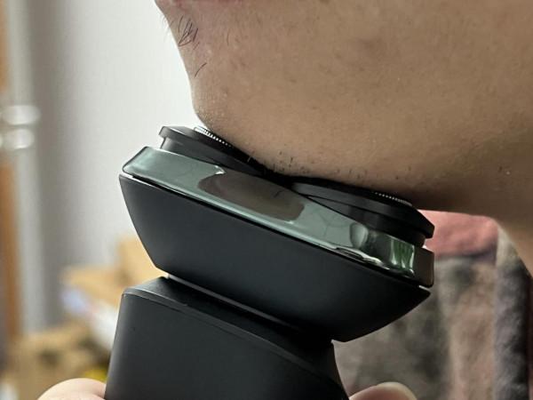 告別鬍子拉碴！飛科智慧感應剃鬚刀曬單評測