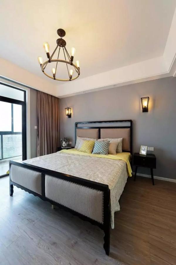 116平美式三居室，文化磚牆+淺紫色乳膠漆形成浪漫的視覺感