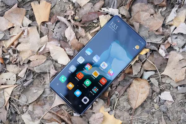 2021下半年買哪款手機?5款“最佳”機型推薦,絕對值得選擇 2021下半年買哪款手機?5款“最佳”機型推薦,絕對值得選擇