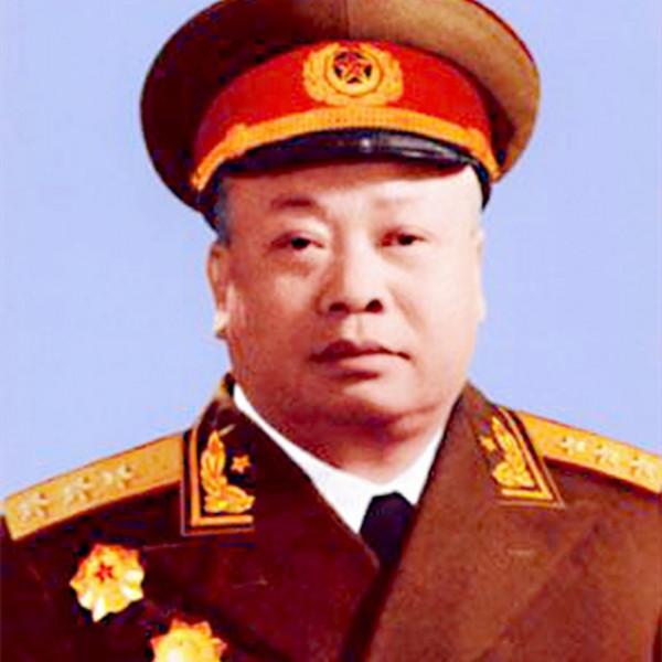 朝鮮戰爭，上級決定調司令黃永勝入朝，林彪說：我要換一個人上