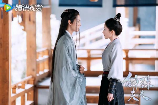 沒有少女的精氣神就別硬凹，“楊冪們”給新人留點機會吧