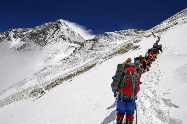 看了《無盡攀登》就想問一句：普通人能不能去登珠峰？