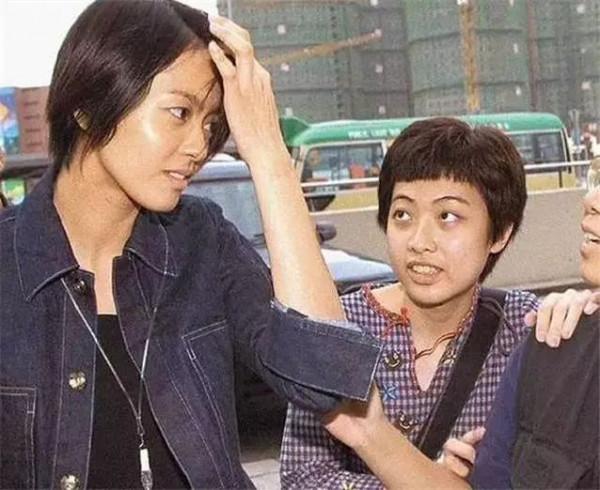 許家印之後,兩個香港女首富也是出麻煩了,各自虧損了幾百億身家 許家印之後,兩個香港女首富也是出麻煩了,各自虧損了幾百億身家